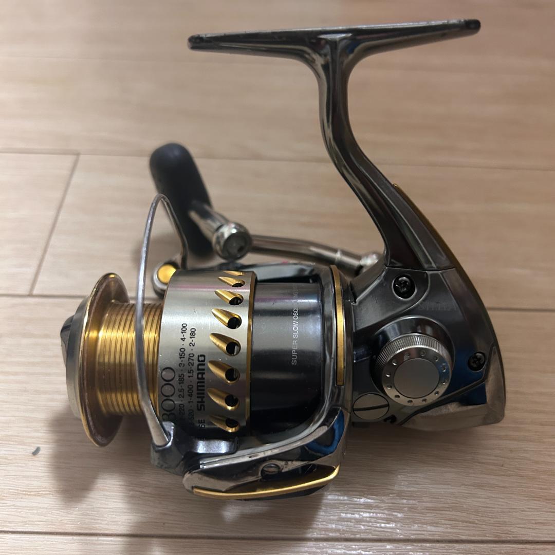 SHIMANO STELLA C3000 リール 収納ケース付き