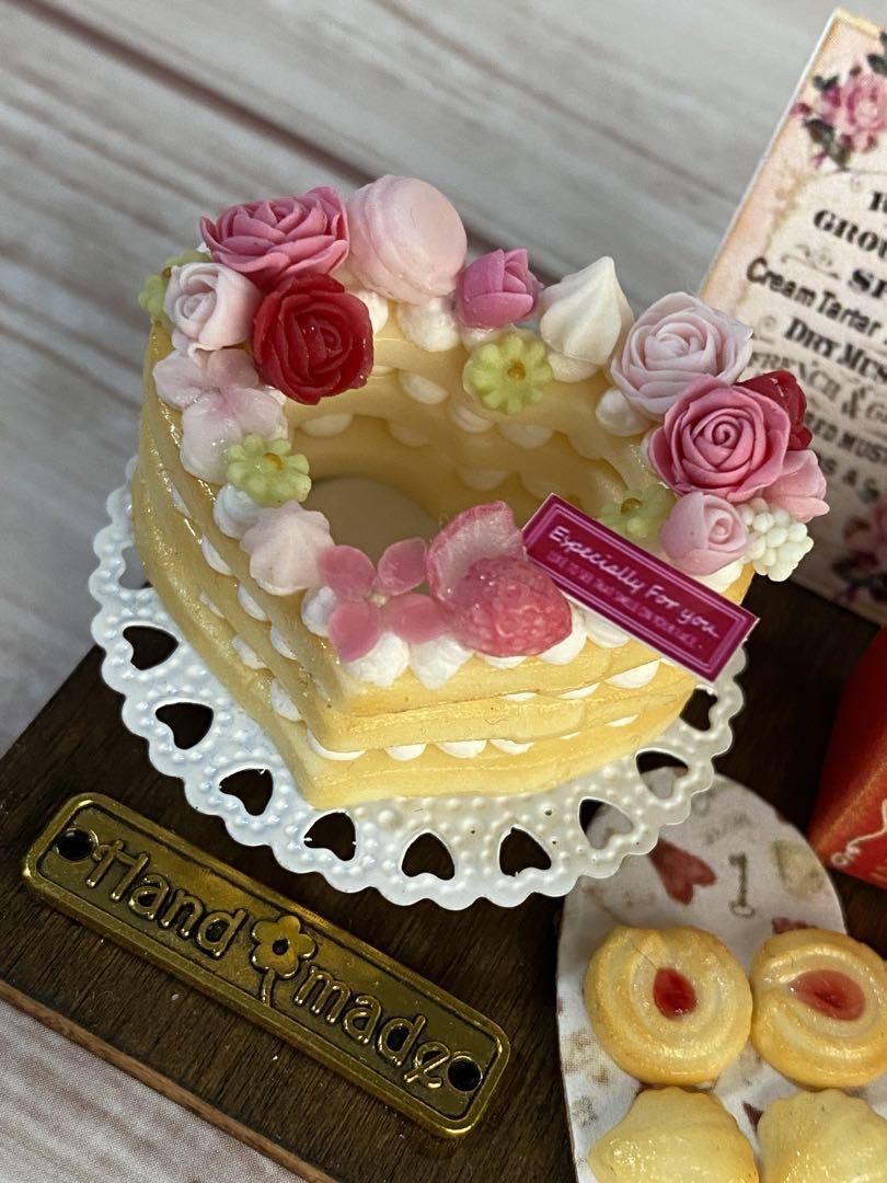ハートのフラワーケーキ　レッド系A