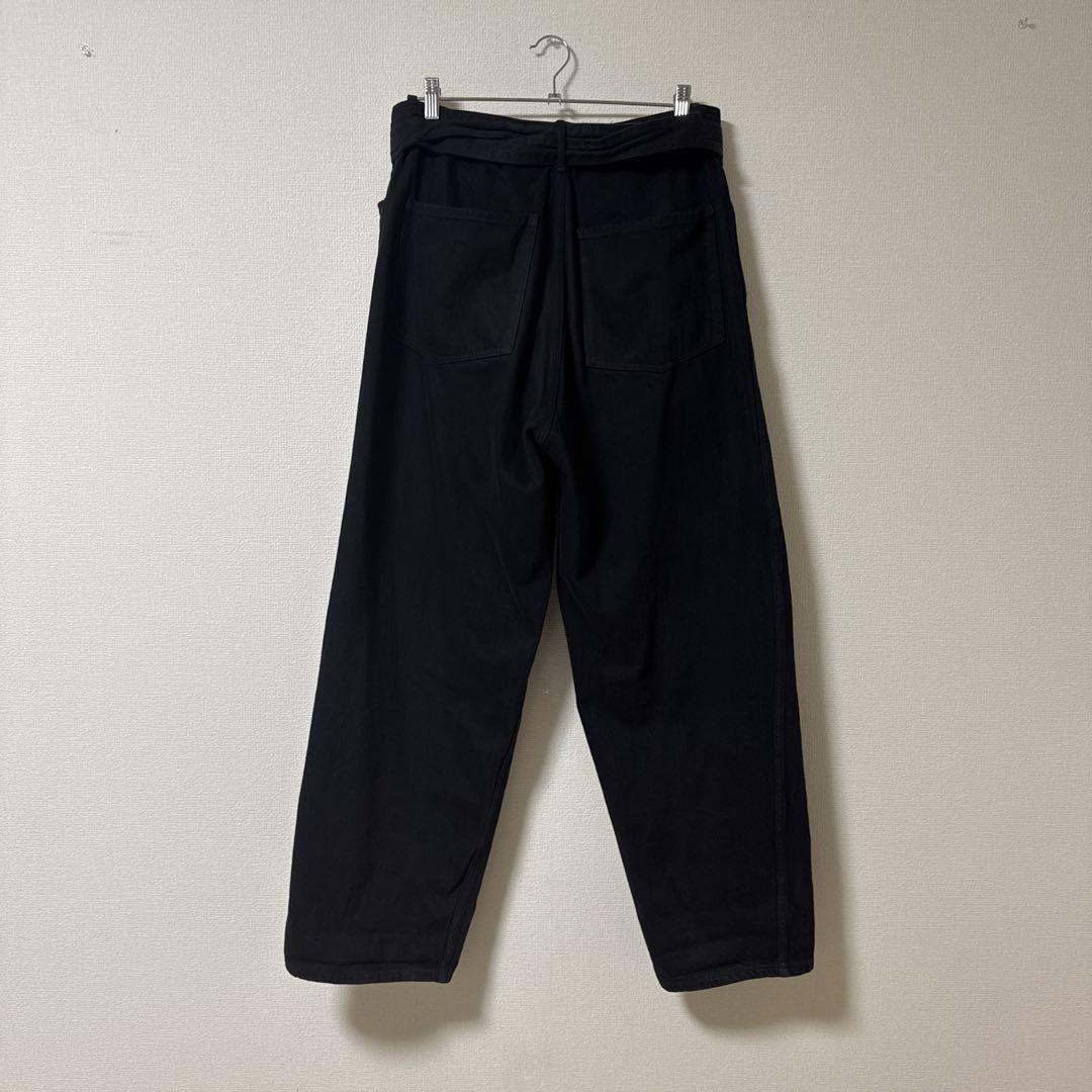 COMOLI ベルデットデニムパンツ 綿100%