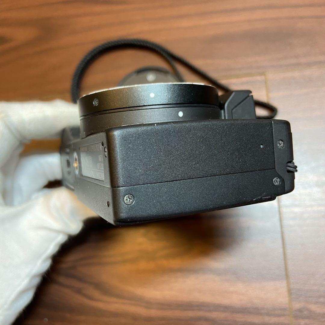 RICOH Caplio GX100 デジカメ ほぼ新品 3382 - メルカリ