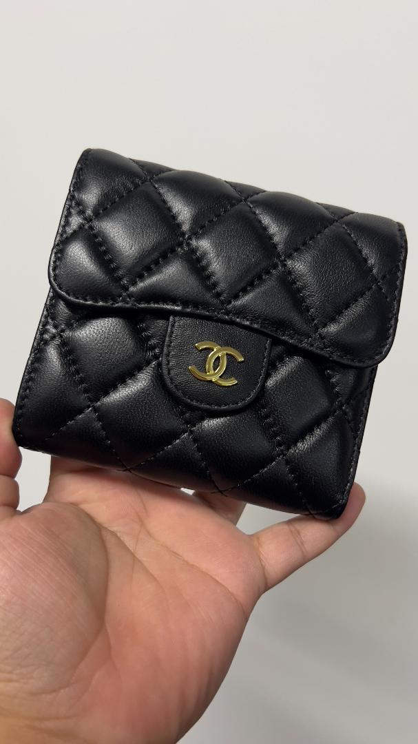 CHANEL ☆人気 希少 三つ折り財布 ブラック 人気 希少 三つ折り財布 ブラック 男女兼用 - メルカリ