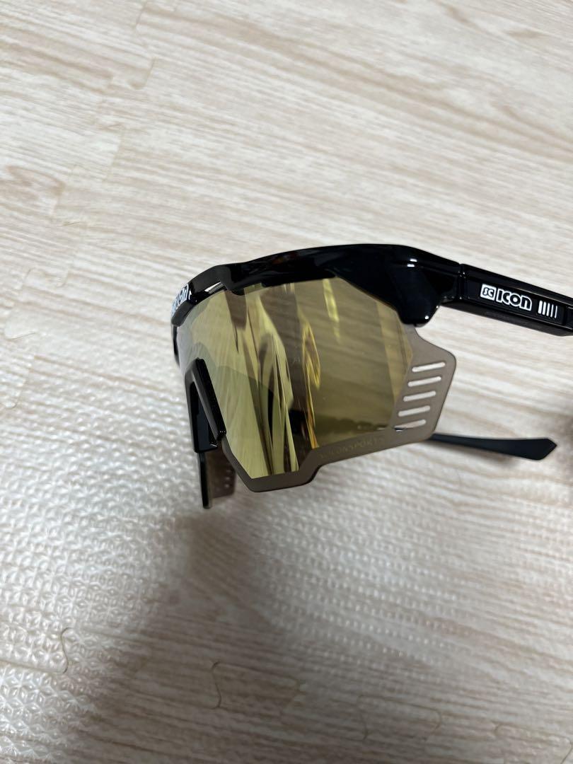 最終値下げ　SCICON AEROSHADE KUNKEN