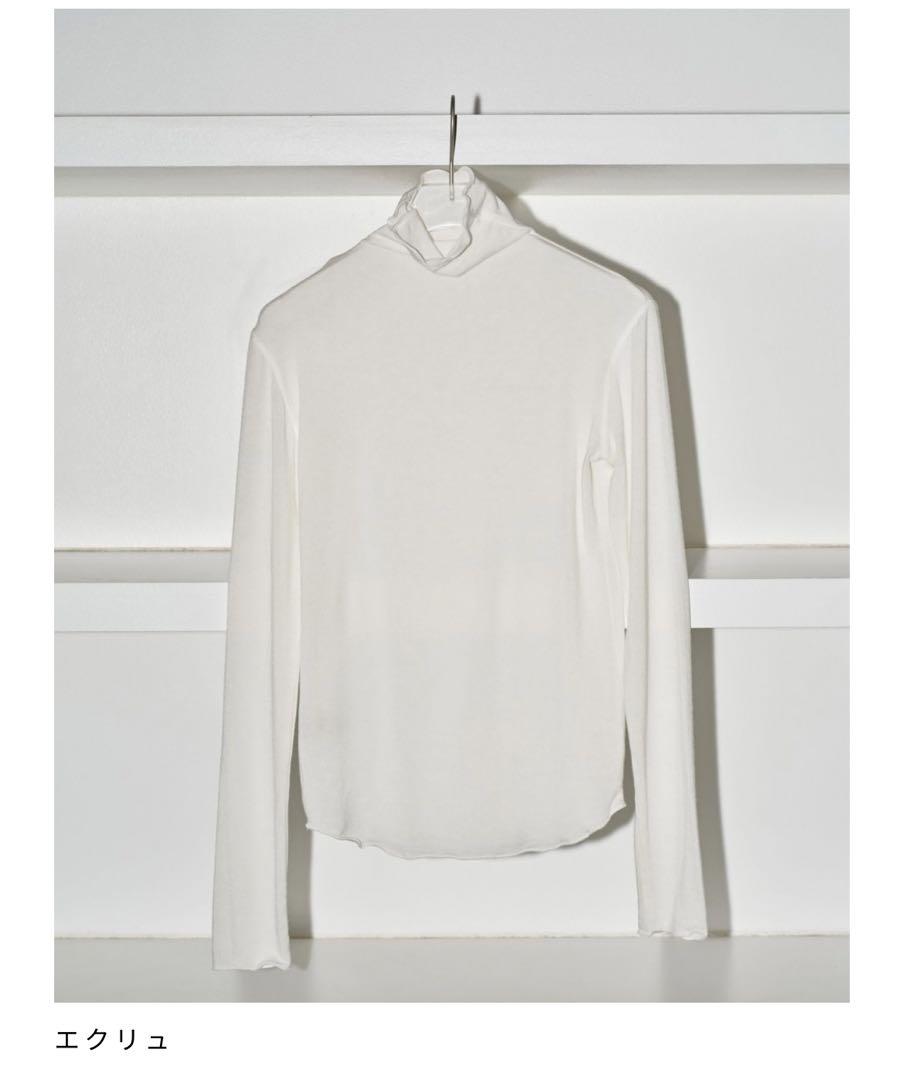 トップス Soft Turtleneck Tops