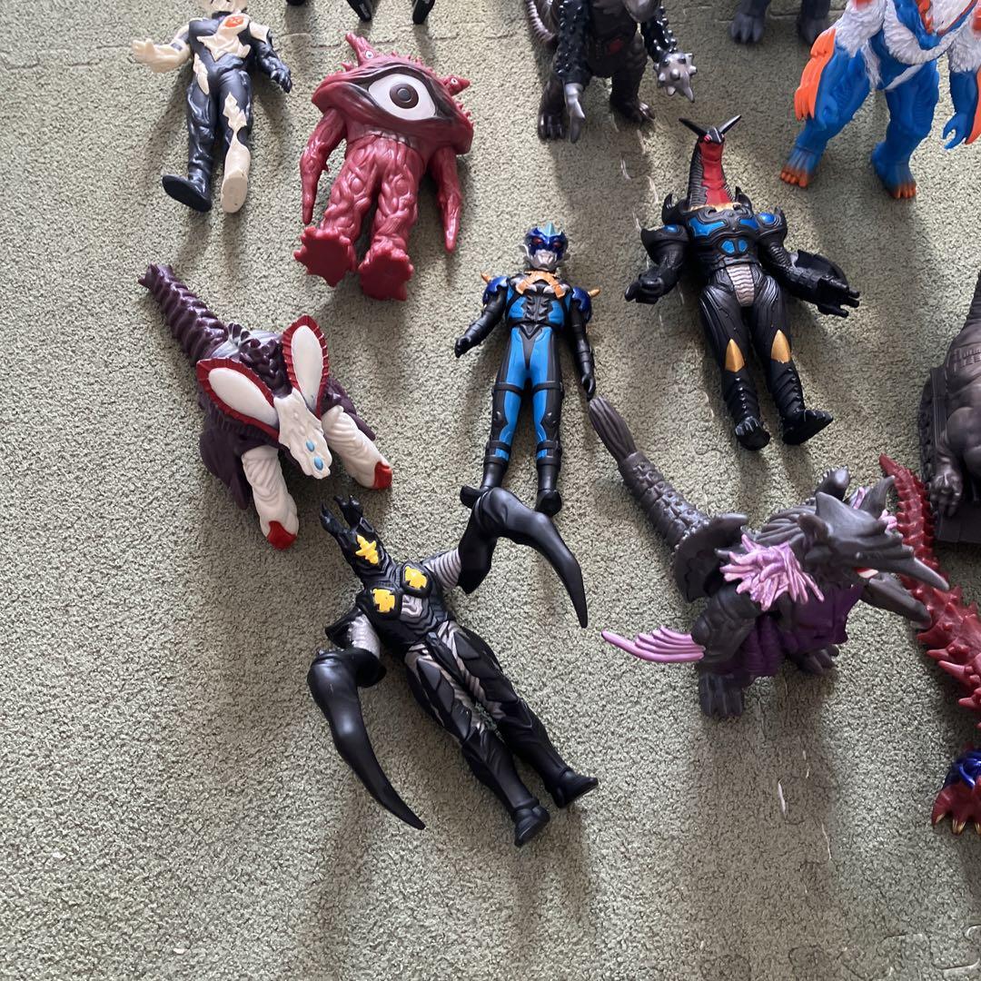 d*3様 ウルトラソフビ　怪獣セット　おもちゃ　子供