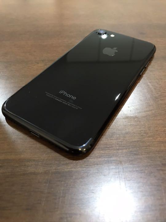 34%割引ブラック系新版 iPhone 7 Black 32 GB SIMフリー バッテリー