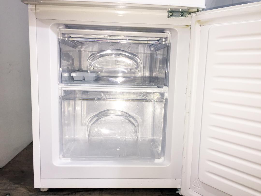 玄関前★美品中古★ニトリ☆106L☆2ドア冷凍冷蔵庫NTR-106】