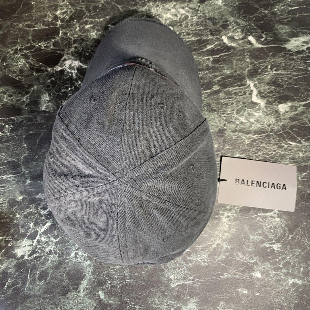 【BALENCIAGA】【新品未使用】ダメージ加工　キャップ