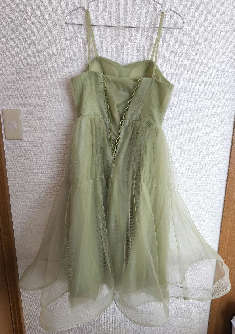 最終値下げ　美晴ドレス　キャミソールグリーンドレス　着画あり 美晴ドレス キャミソールグリーンドレス 着画あり - メルカリ