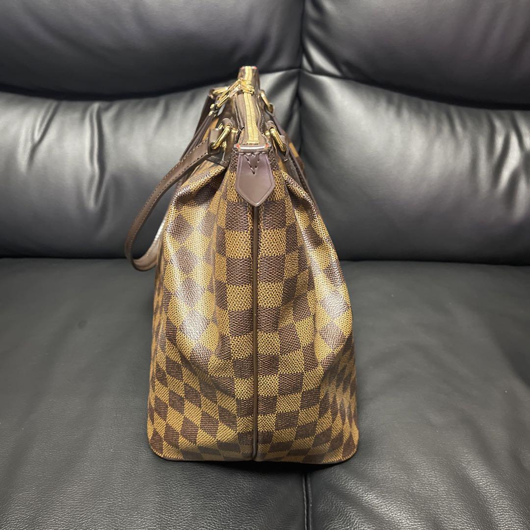LOUIS VUITTON バック