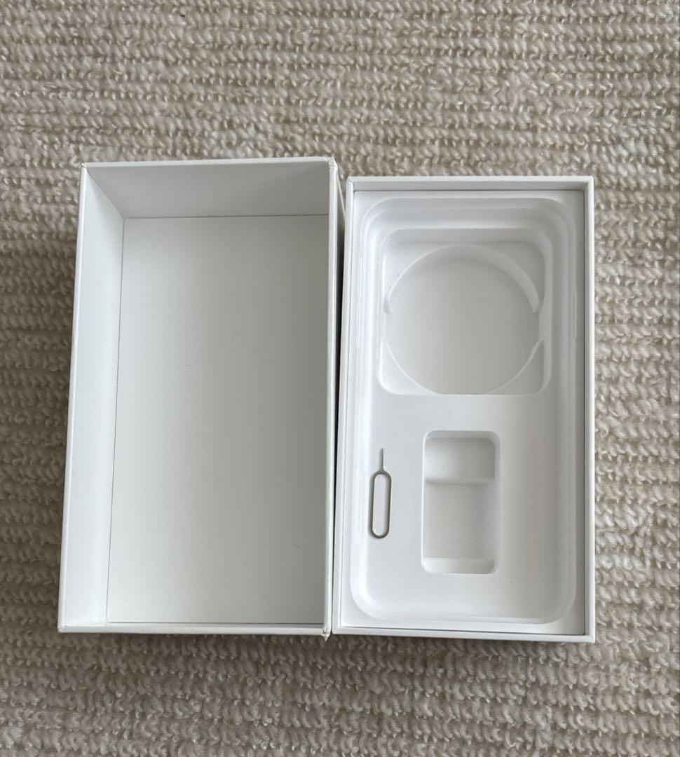 ※ジャンク 背面割れ　iPhone10R 256GB ※携帯充電器付き