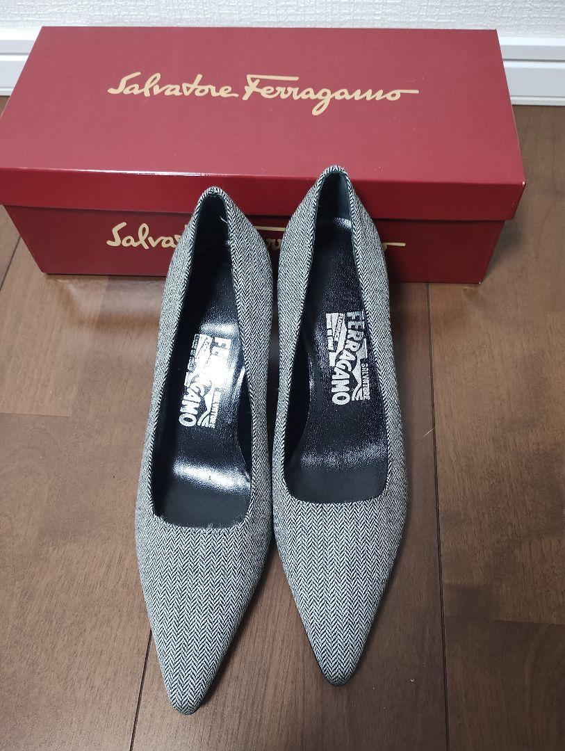 ☆完売必至☆】 Salvatore Ferragamo ☆ パンプス (FERRAGAMO