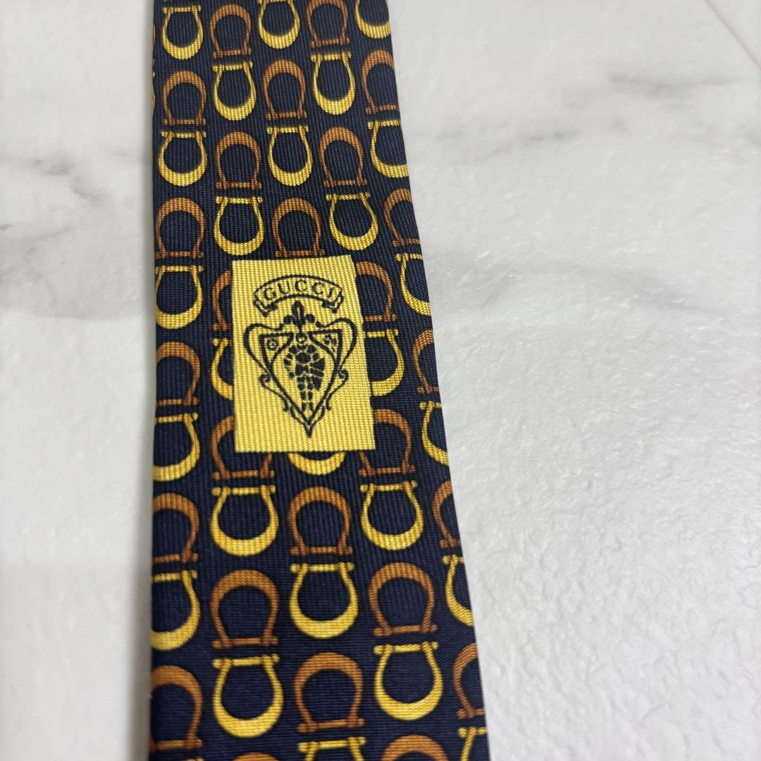 ⭐︎GUCCI ネクタイ⭐︎濃紺　ネイビー×ゴールド　ホースビット柄