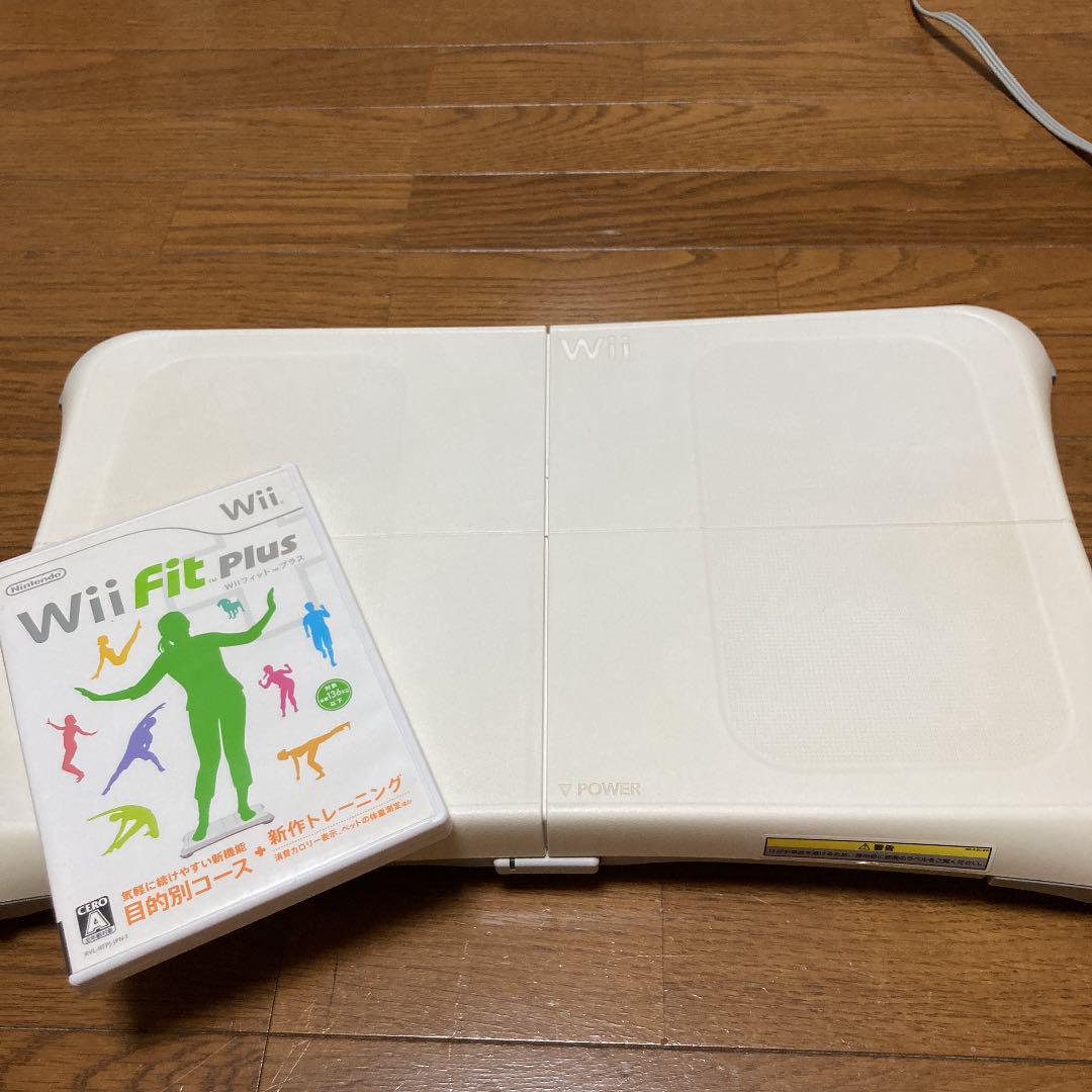 Wii Fit Plus バランスWiiボードセット