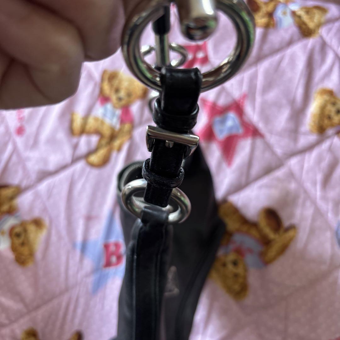 プラダ　手提げ　肩掛けバック正規品