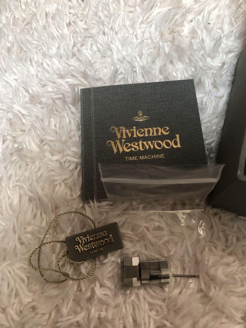 美品　Vivienne Westwood Time Machine 時計