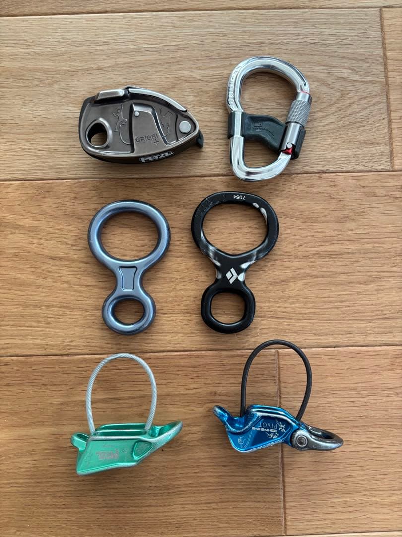 ペツル グリグリプラス DMM ピボット など ビレイデバイスPETZL