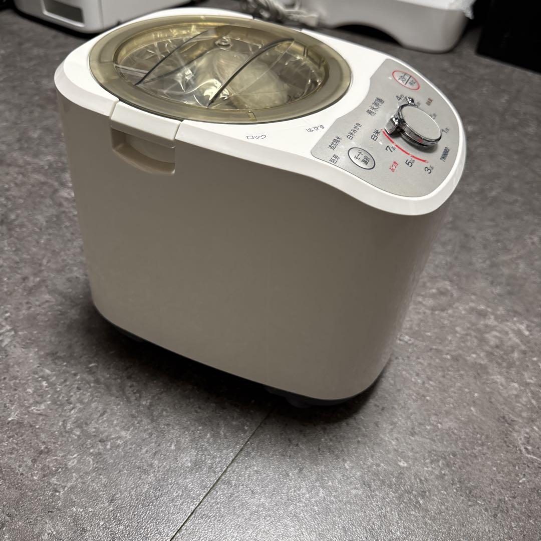 未使用品 TWINBIRD MR-E520 精米機 ホワイト 未使用品 TWINBIRD MR-E520 精米機 ホワイト