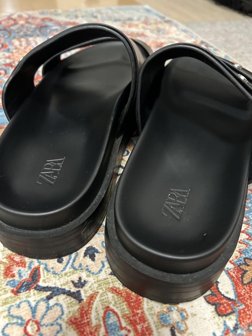 【美品】 ZARA スタッズ付きブラックレザーサンダル 26cm サイズEU41 美品】 ZARA スタッズ付きブラックレザーサンダル 26cm サイズ