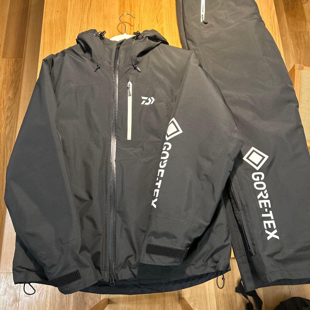 ダイワ 防寒着 GORE-TEXウェア 上下セットM DAIWA