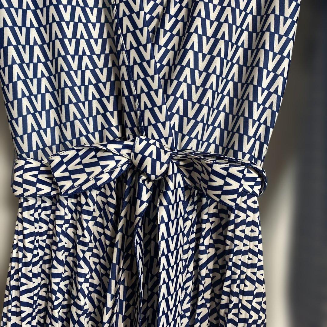 VALENTINOロングワンピースプリーツ イタリア製 VALENTINOロングワンピースプリーツ イタリア製