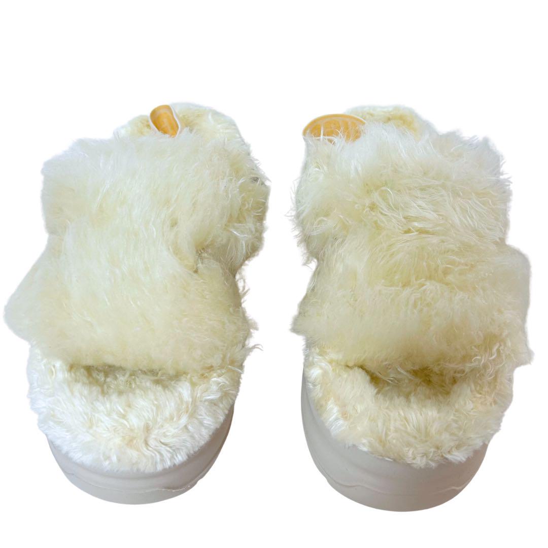 希少！ほぼ未使用！UGG Fluff Sugar Platform 厚底サンダル