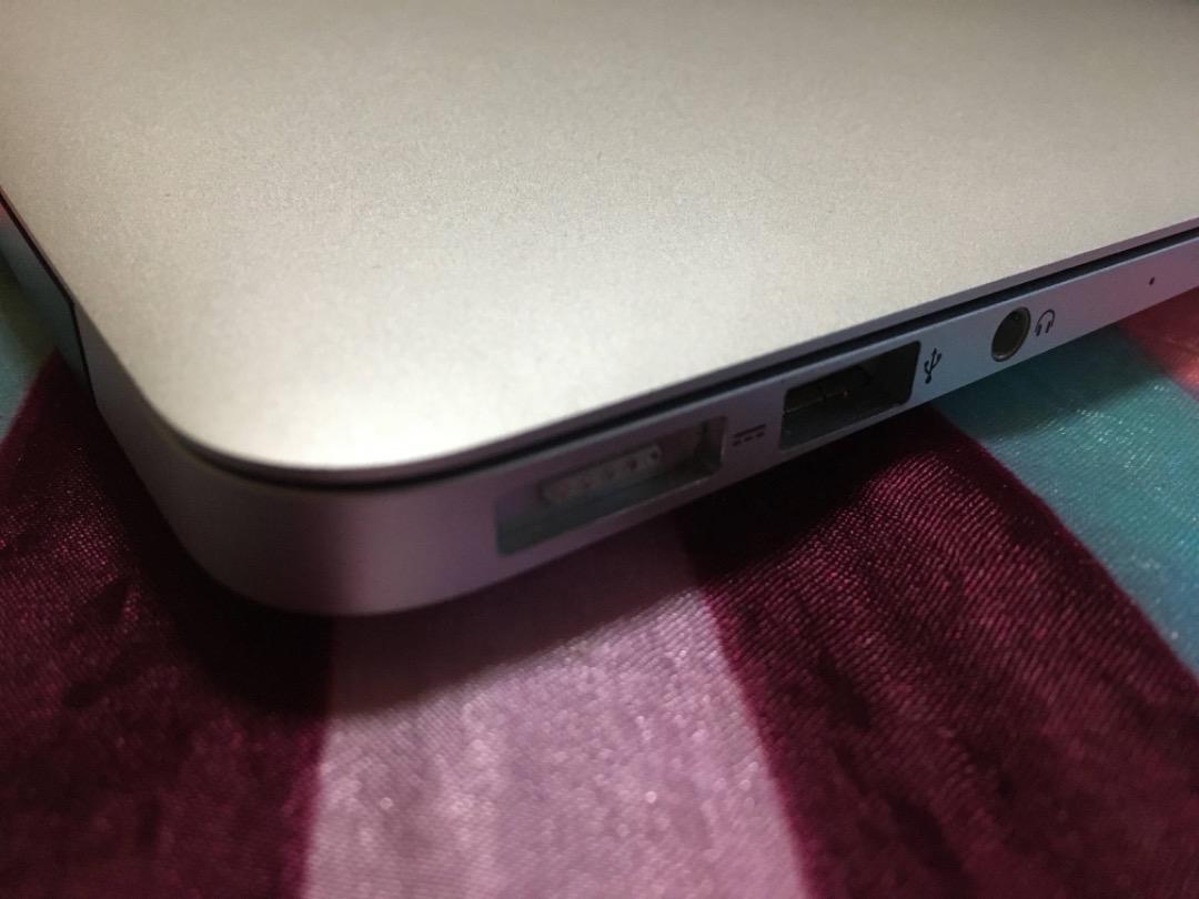 MacBook本体 Apple MacBook Air 11 2015 256GB WIN11PRO