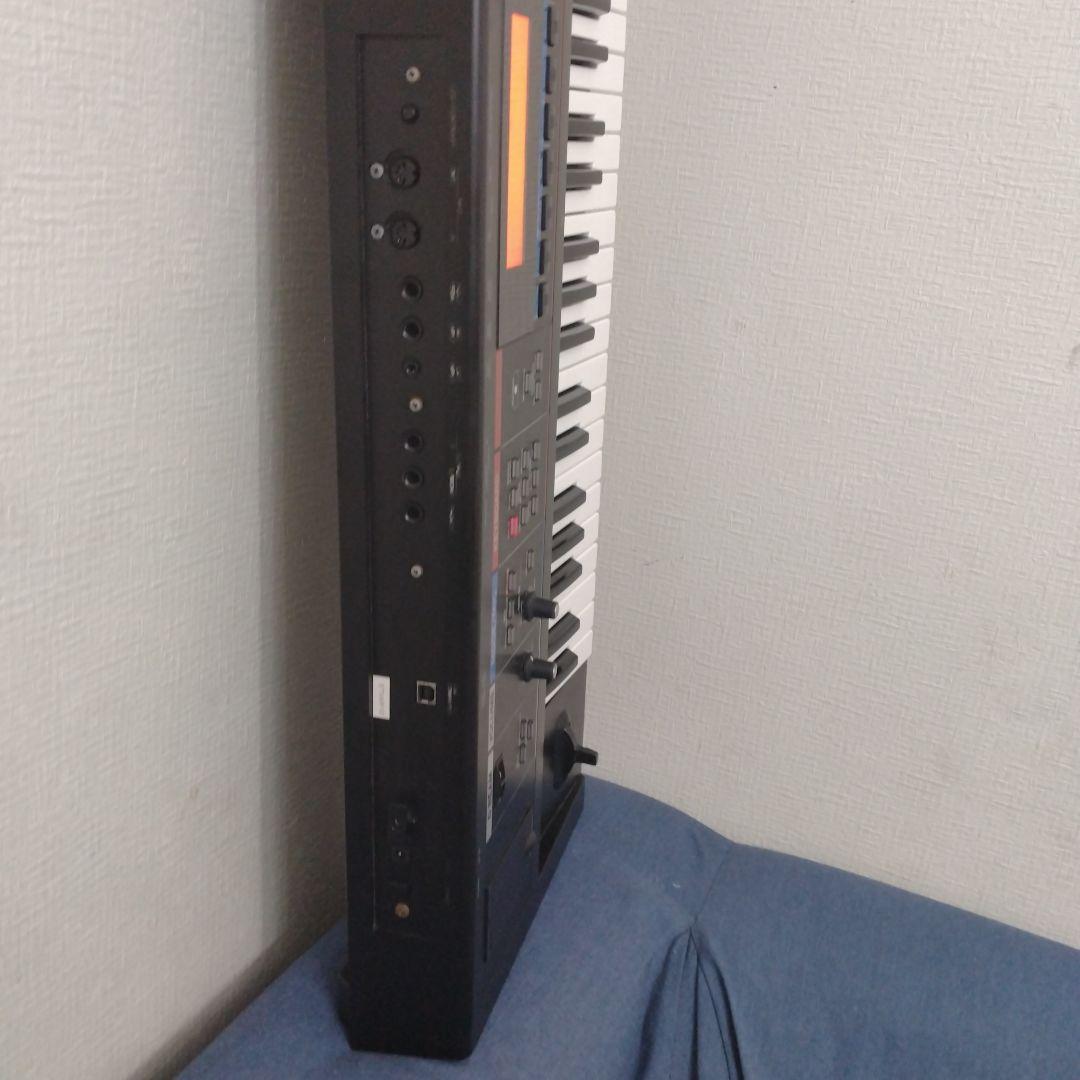 週末値下　Roland JUNO-Di モバイルシンセサイザー