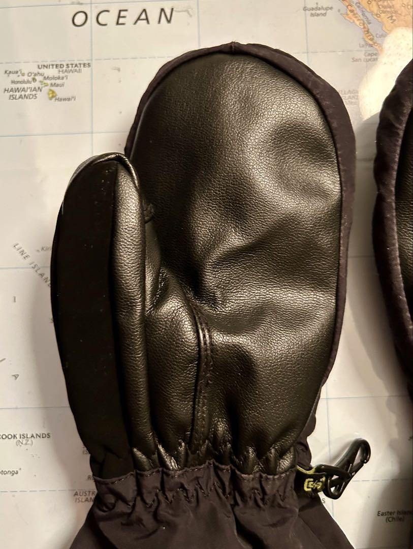 くっきー様用　BURTON キッズ　ブラックミトン　　とノースフェイスリュック