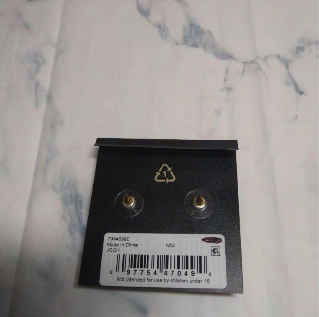 GIVENCHY クリスタル スタッズ ピアス 7mm