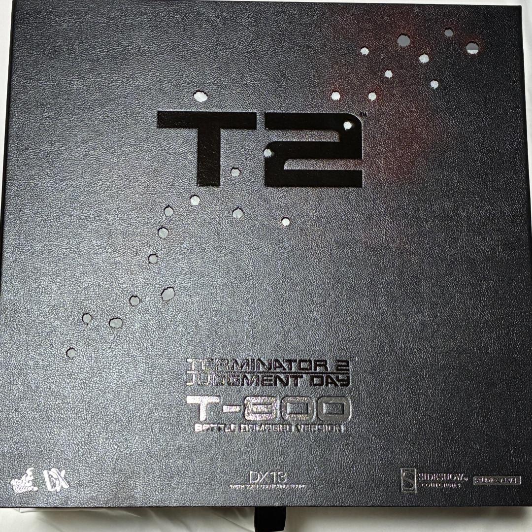 ホットトイズ　ターミネーター２ T-800（バトルダメージ版）1/6スケール