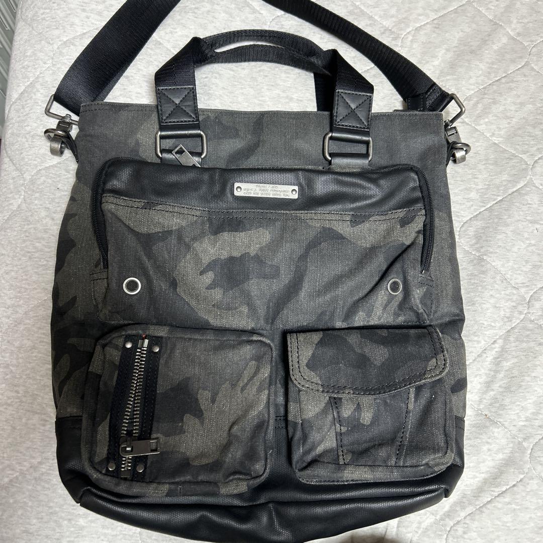 DIESEL 迷彩柄 バッグ B.R.C.Z. 36032