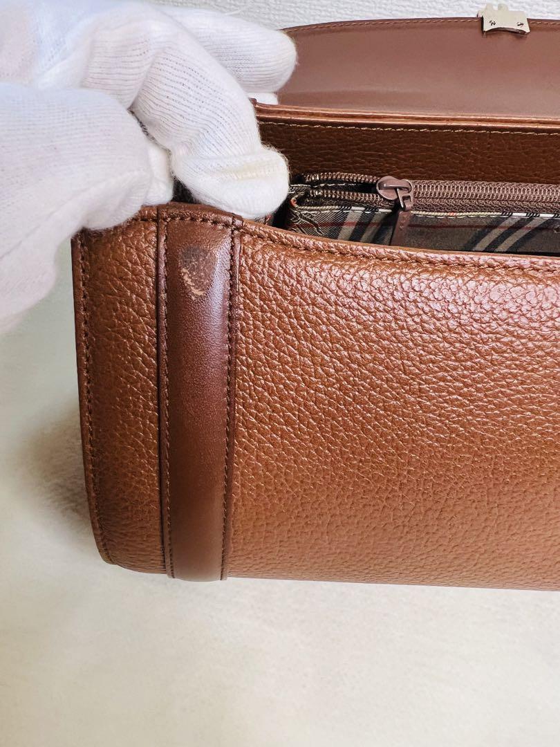 バーバリー Burberryハンドバッグ