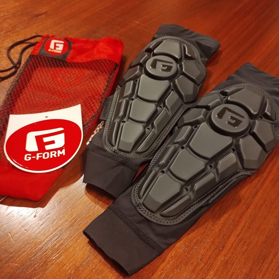 G-Form PRO X3 YOUTH エルボーパッド　S/Mサイズ