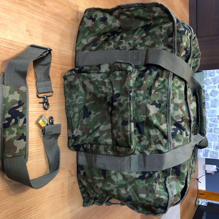 自衛隊　迷彩　衣のう　ボストンバッグ