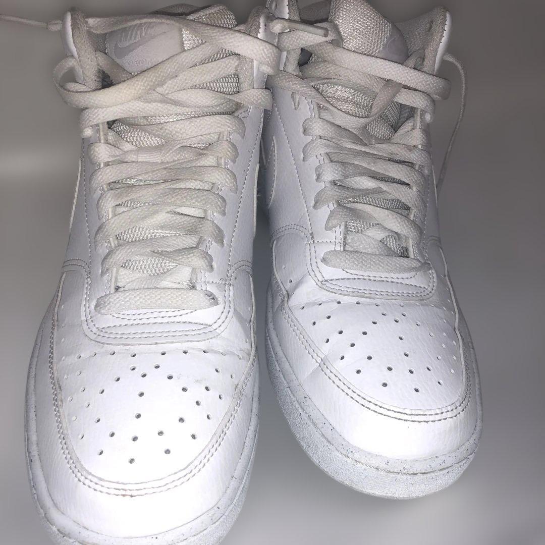Nike ホワイト ハイカットスニーカー