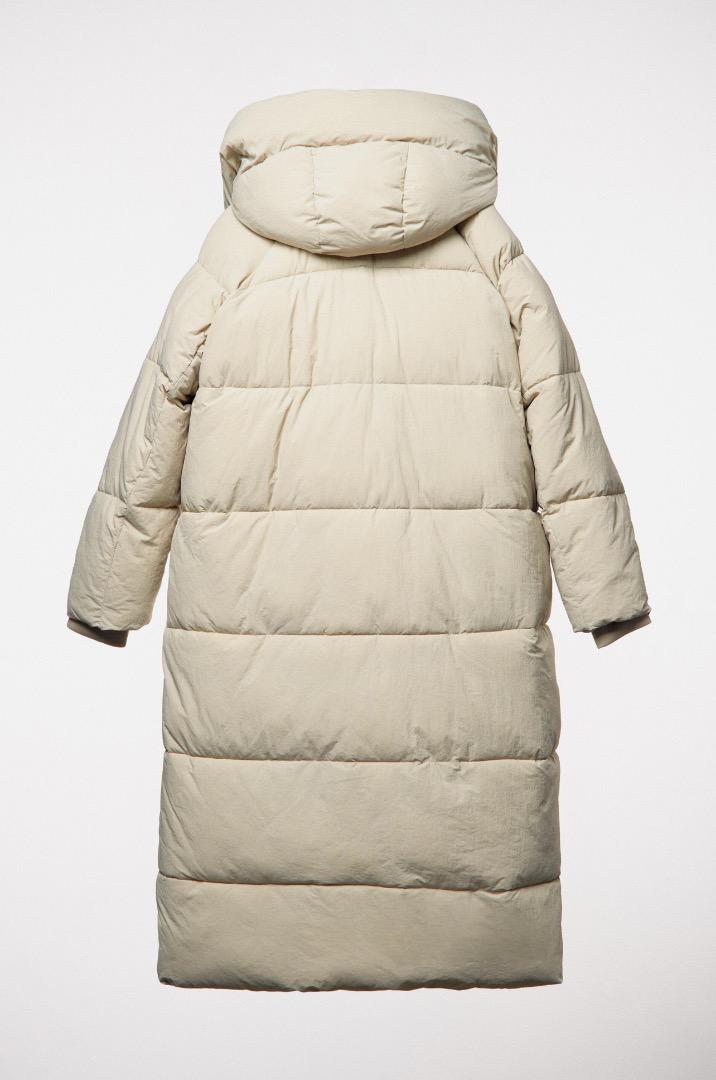年末のプロモーション大特価！ エクストラロング ZARA 未使用 キルティングコート ストーン S ジャケット・アウター