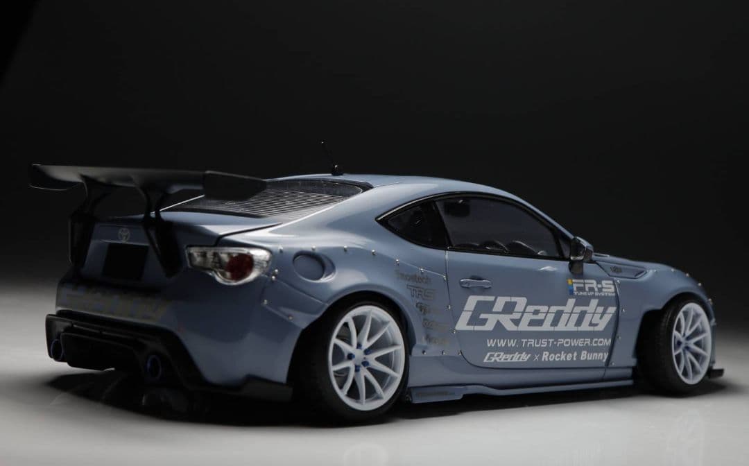 アオシマ 1/24 トヨタ ロケットバニー 86 全塗装 完成品 アオシマ 1/24 トヨタ ロケットバニー 86 全塗装 完成品