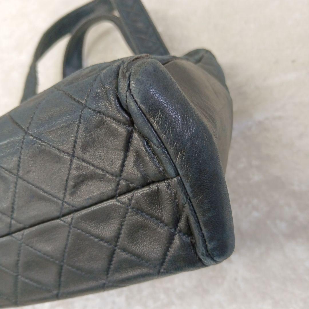 CHANEL シャネル　マトラッセ　ハンドバッグ　チャーム　ココマーク