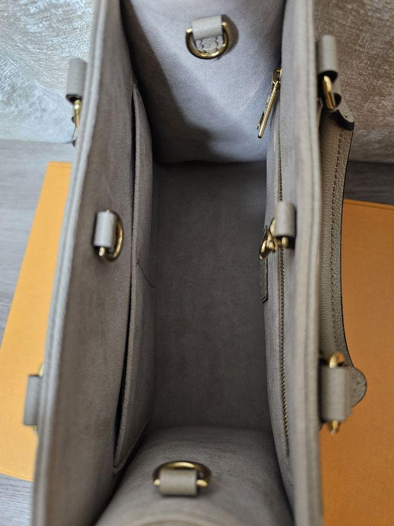 【土日限定SALE】LOUIS VUITTON ルイヴィトン オンザゴーpm