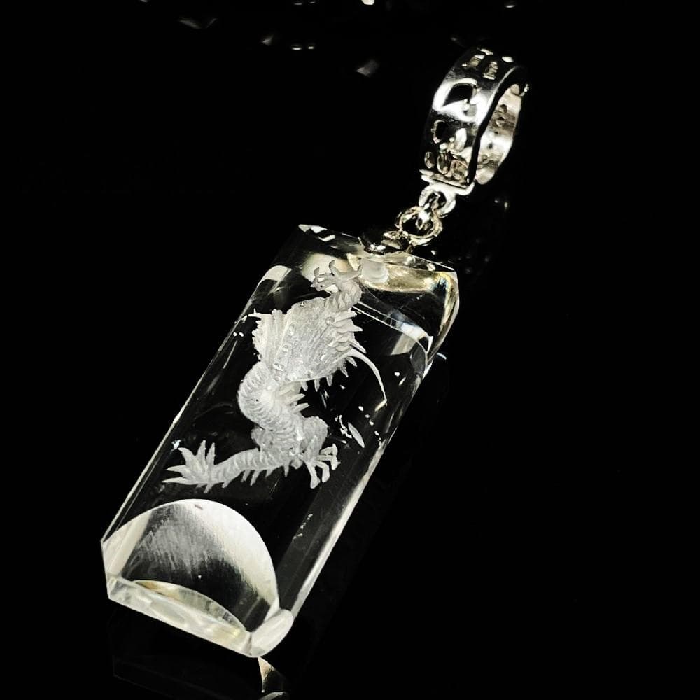 運命を好転させるパワーストーン】浮彫皇帝龍プレート 本水晶 磁気