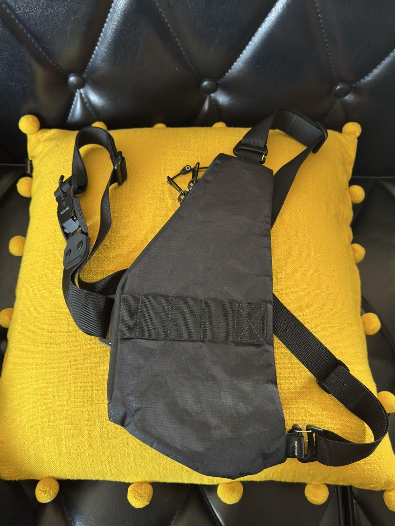 DSPTCH UNIT VERTICAL POUCH ダイニーマ
