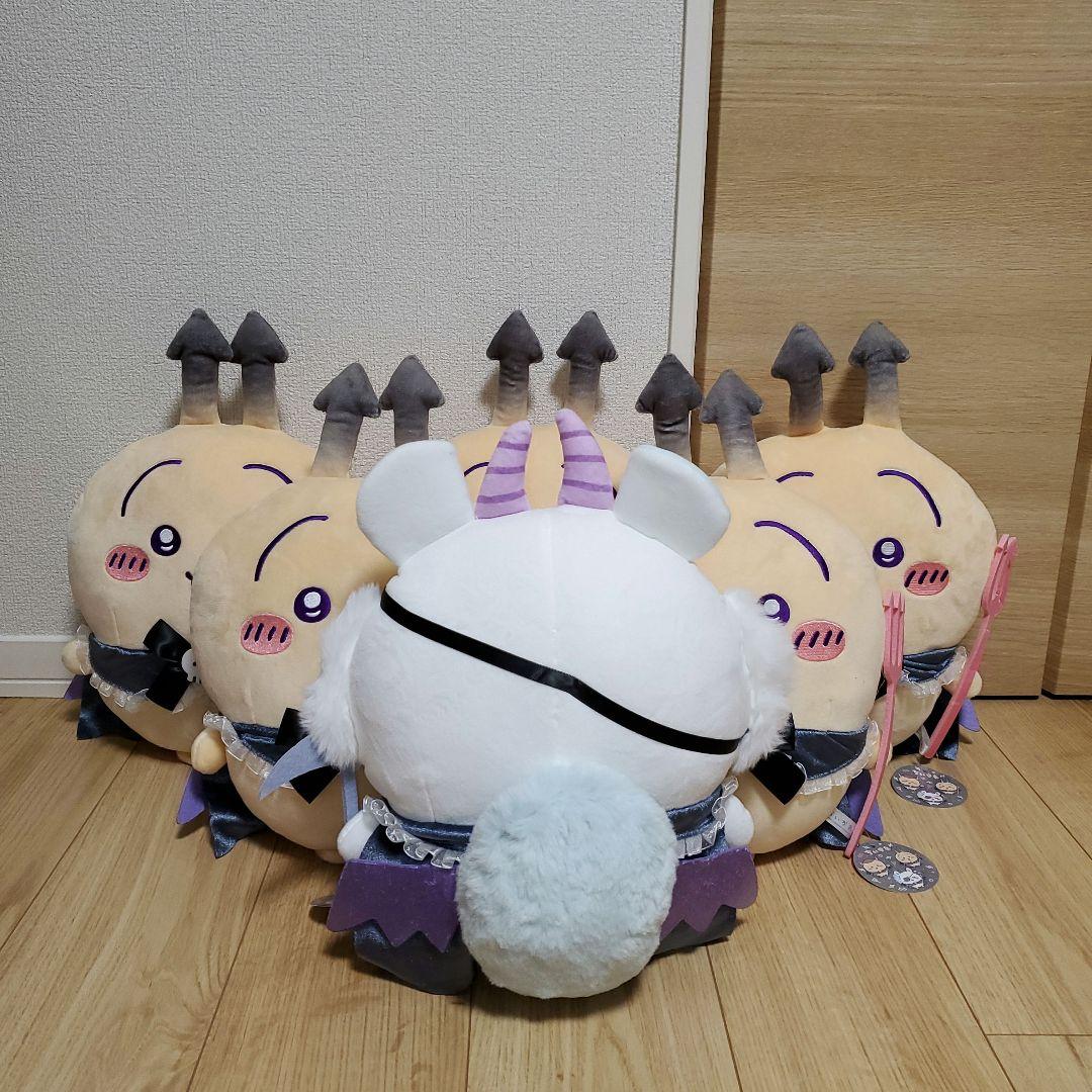 ちいかわ てんし♡あくま あくまなBIGぬいぐるみ　６点セット ちいかわ てんし♡あくま てんしなBIGぬいぐるみ｜タイトーの6月