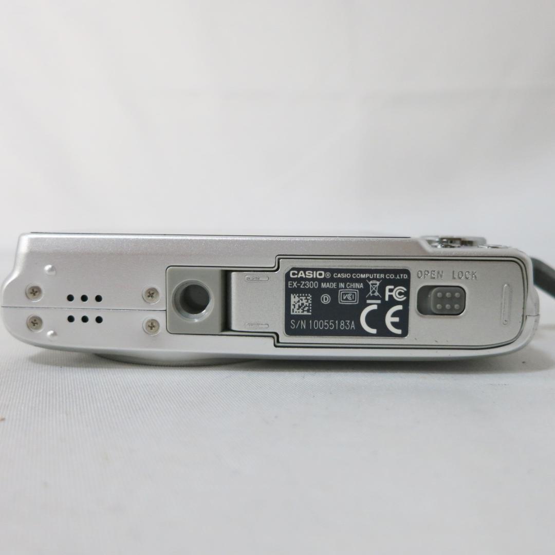 【美品】 CASIO EXILIM EX-Z300 シルバー