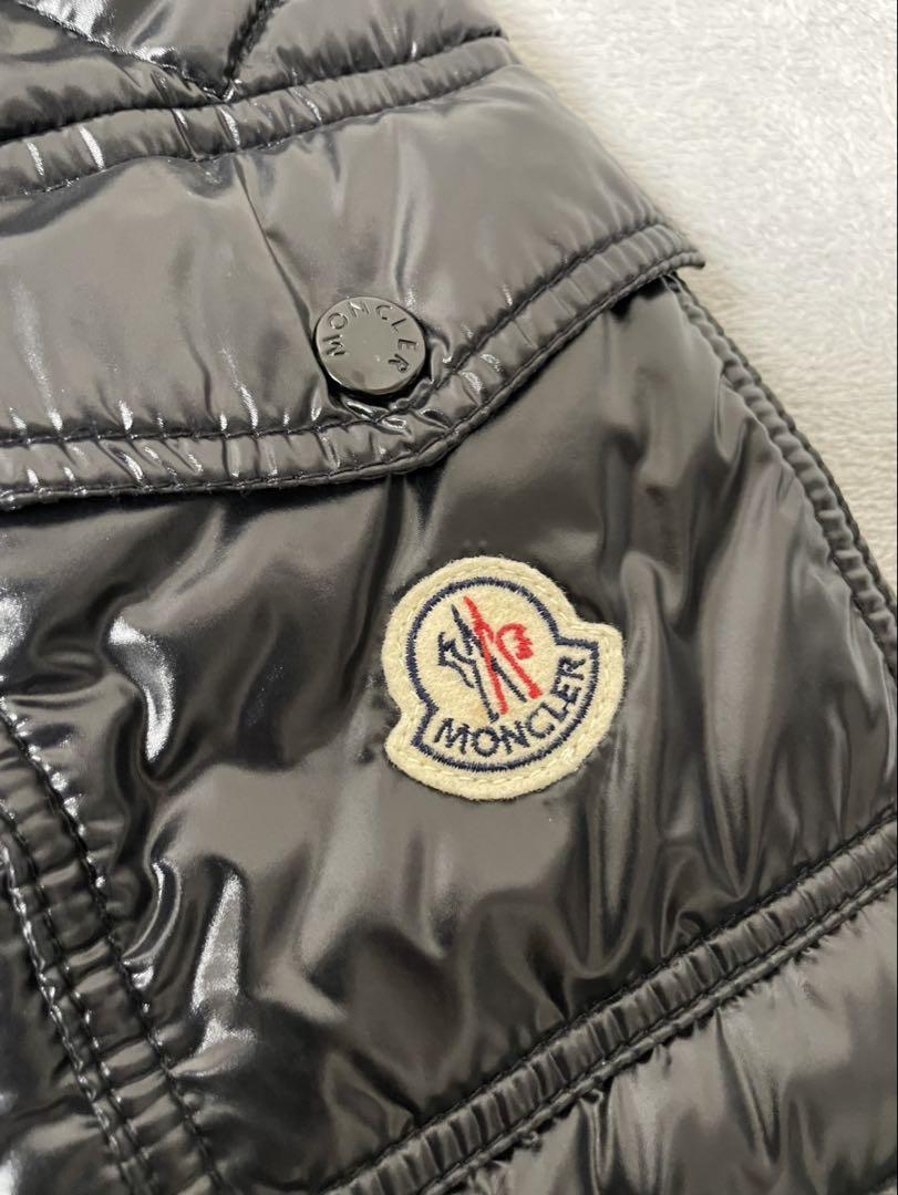 値下げ不可　MONCLER ブラック ダウンジャケット