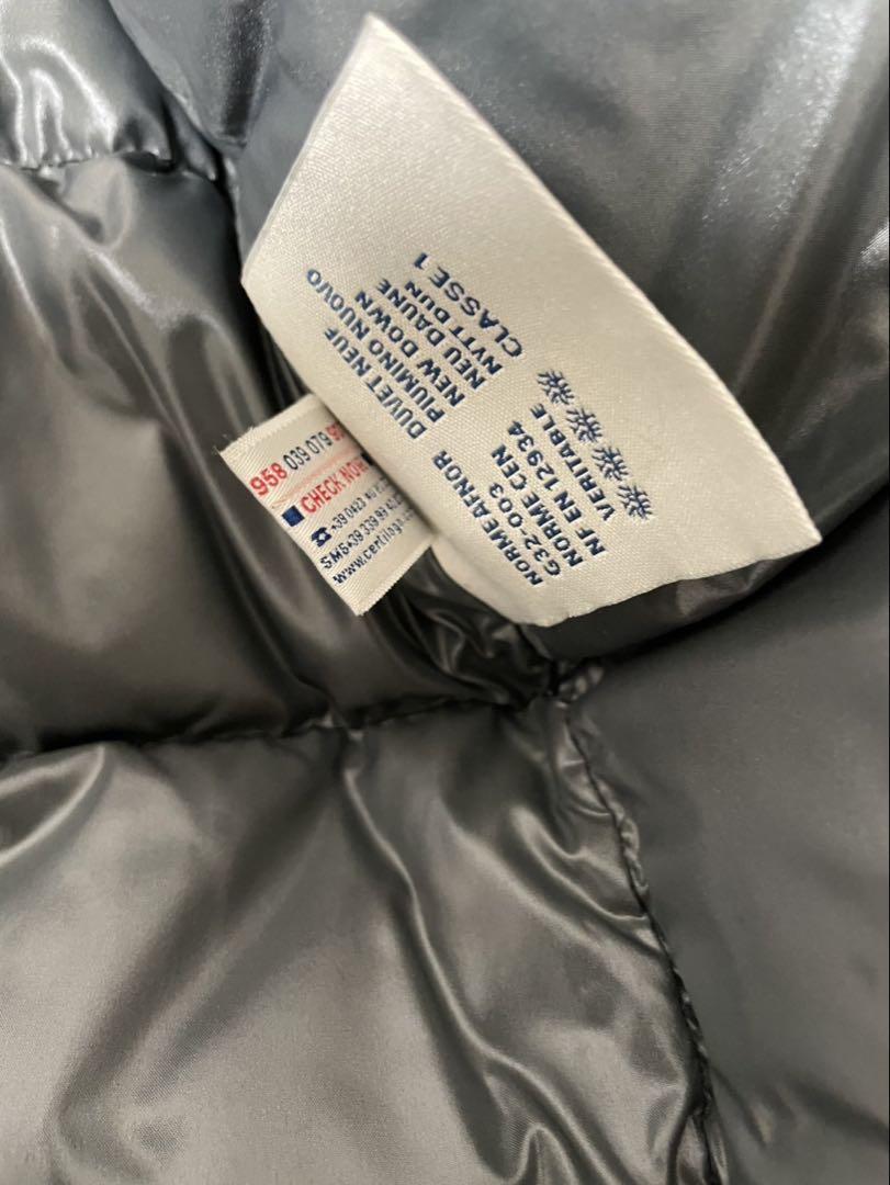 値下げ不可　MONCLER ブラック ダウンジャケット