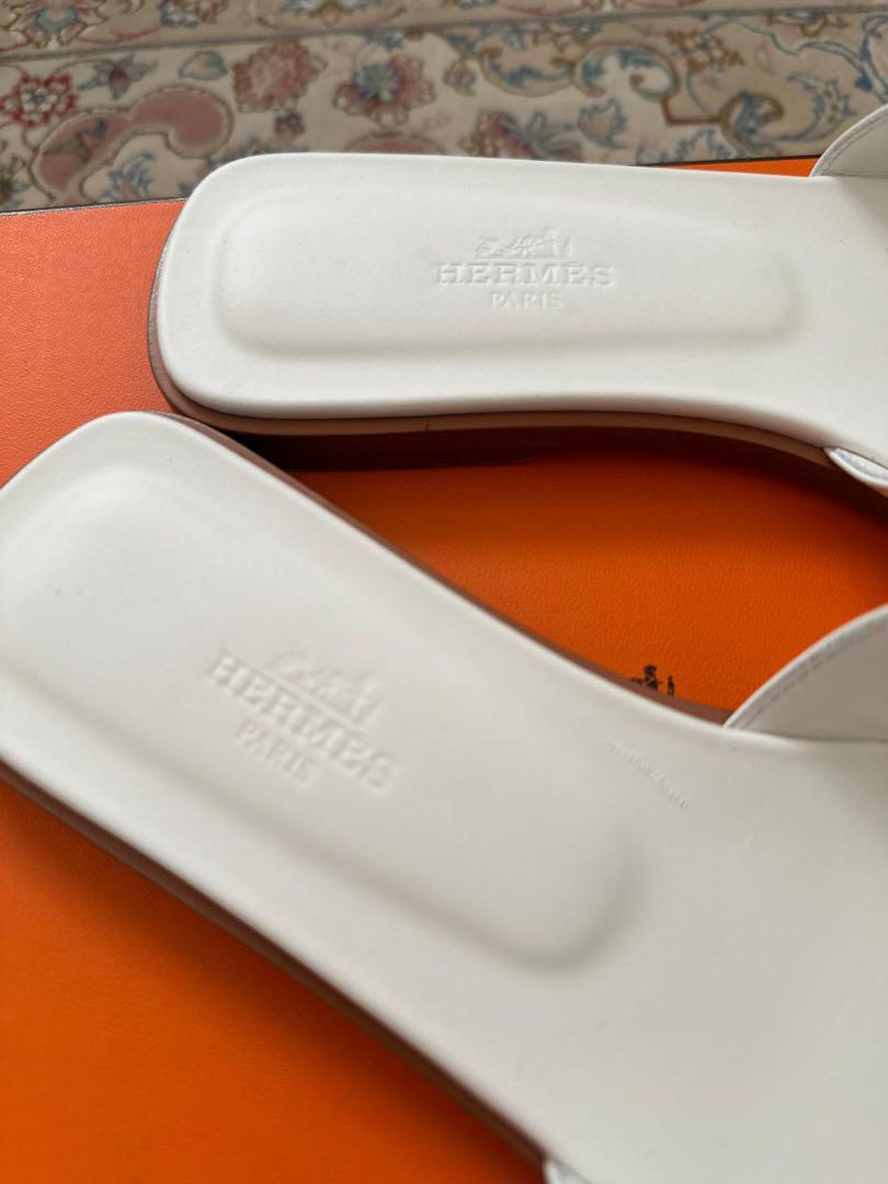 Hermes ホワイト H型ストラップ サンダル - メルカリ