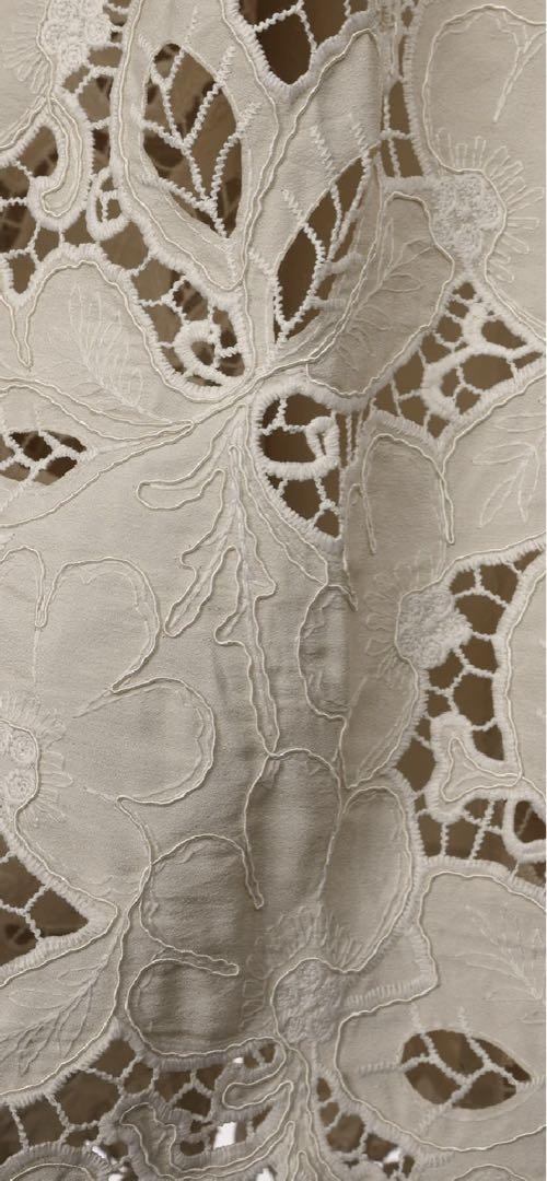Acka. flower lace dress