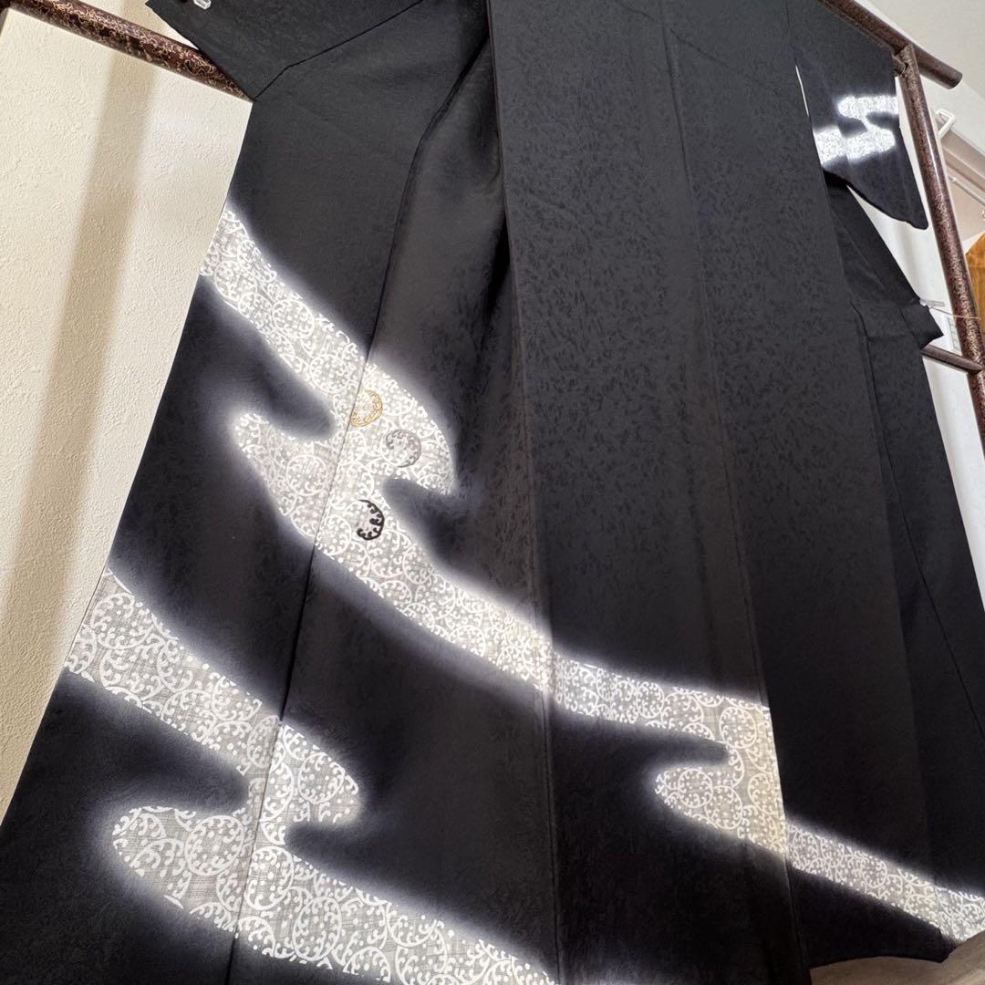 白
