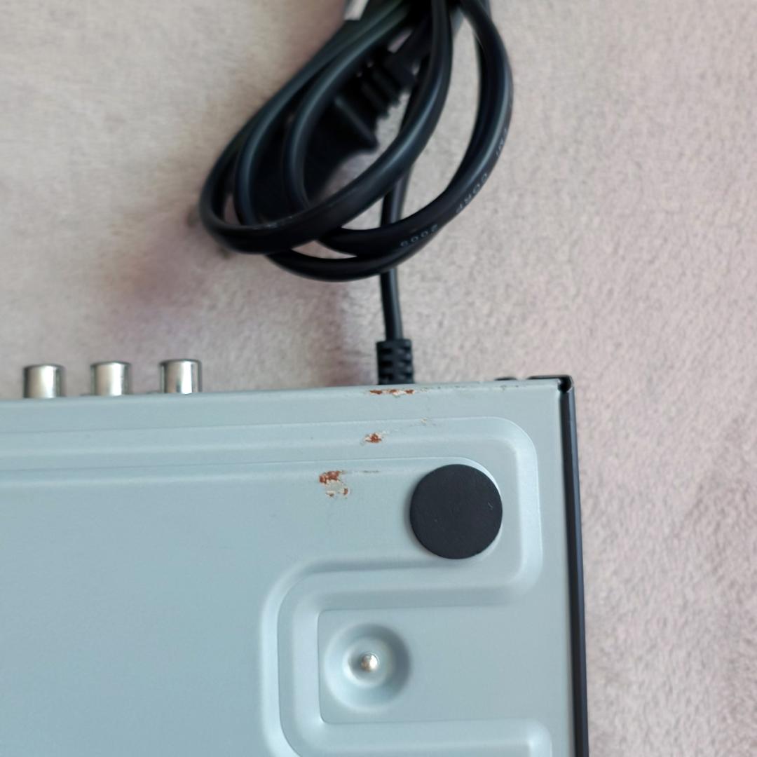 SHARP LC-22K90 22インチテレビ（DVDプレーヤーおまけつき