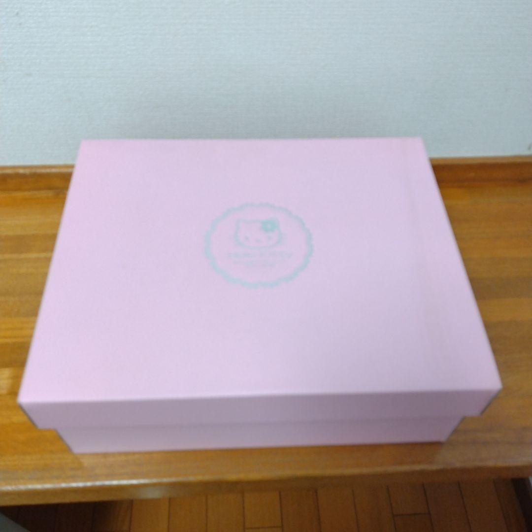 花言葉キティ　ハローキティ　カップ&ソーサー　5客セット　箱付き